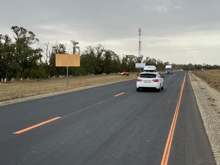 АД Ростов-на-Дону от АД М-4 «Дон» - Ставрополь 273км. + 300м. (слева) АД Ростов-на-Дону от АД М-4 «Дон» - Ставрополь 273км. + 300м. (слева)
